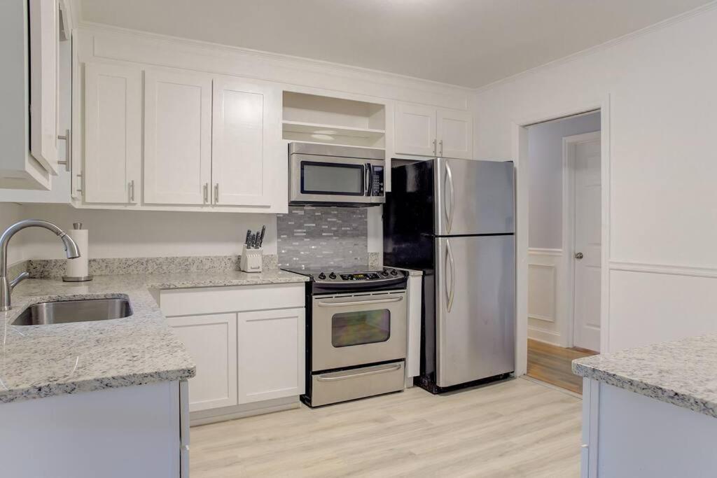 Charming Home Near Folly & Downtown Charleston Exterior foto