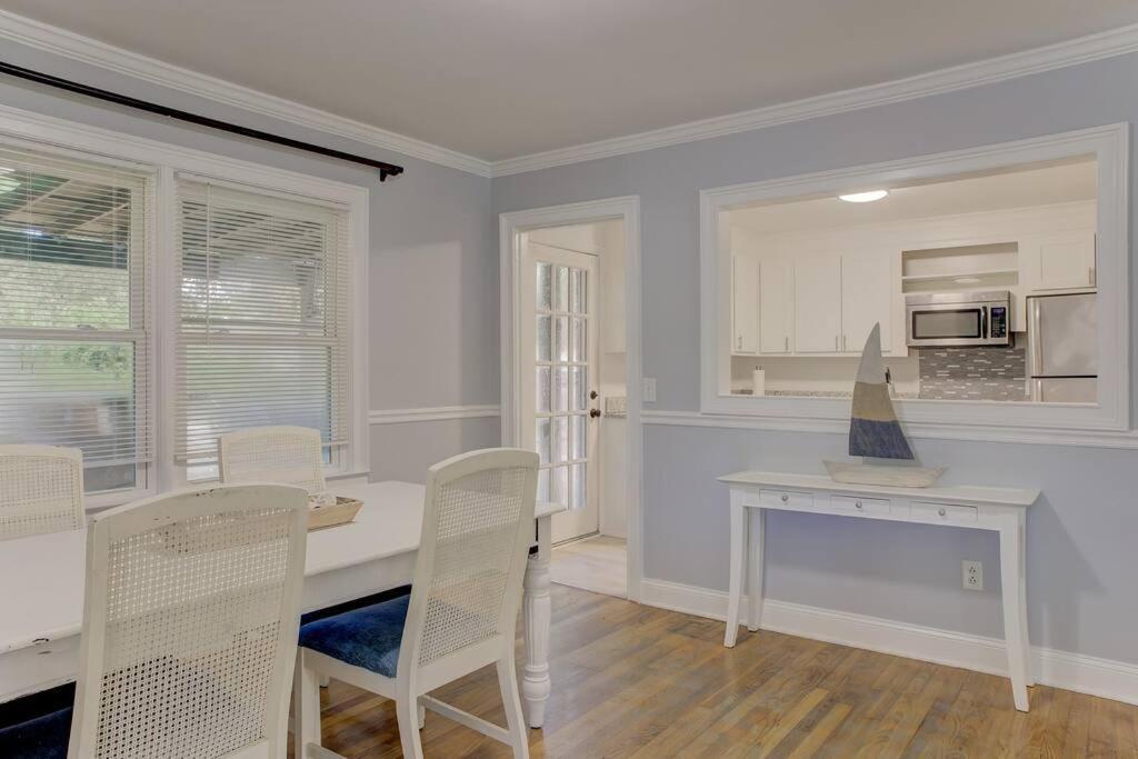Charming Home Near Folly & Downtown Charleston Exterior foto